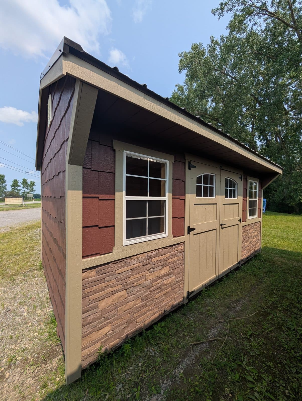 10x16 Quaker